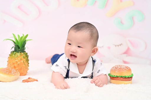 桦甸宝宝脸上有红疙瘩